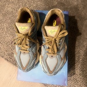 New Balance 9060 Bodega